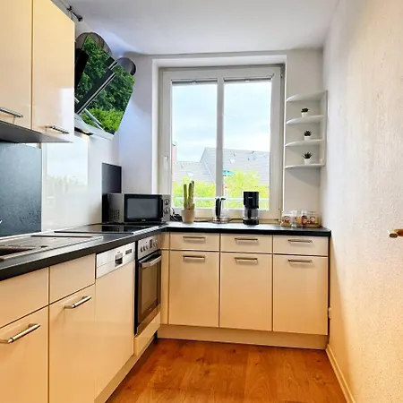 Stilvolle Maisonette In - Balkon & Gratis-parkplatz Appartement