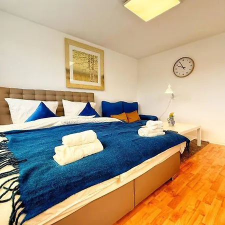 Stilvolle Maisonette In - Balkon & Gratis-parkplatz
