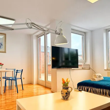 Stilvolle Maisonette In - Balkon & Gratis-parkplatz Lägenhet *