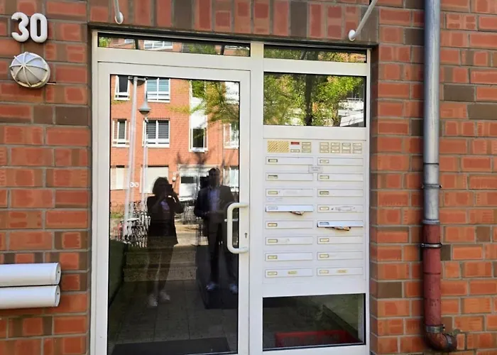 Stilvolle Maisonette In - Balkon & Gratis-parkplatz *