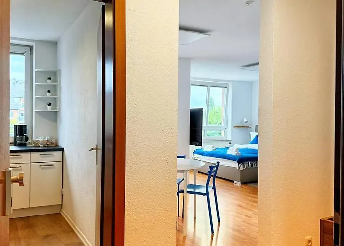 Lejlighed Stilvolle Maisonette In - Balkon & Gratis-parkplatz *