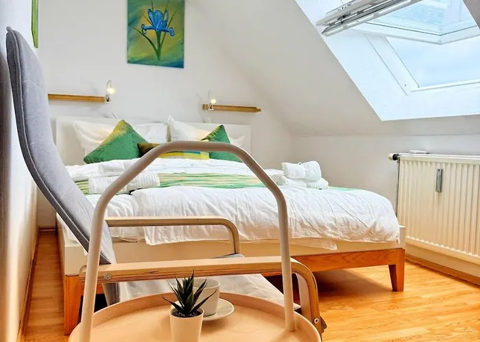 Lejlighed Stilvolle Maisonette In - Balkon & Gratis-parkplatz Neuss