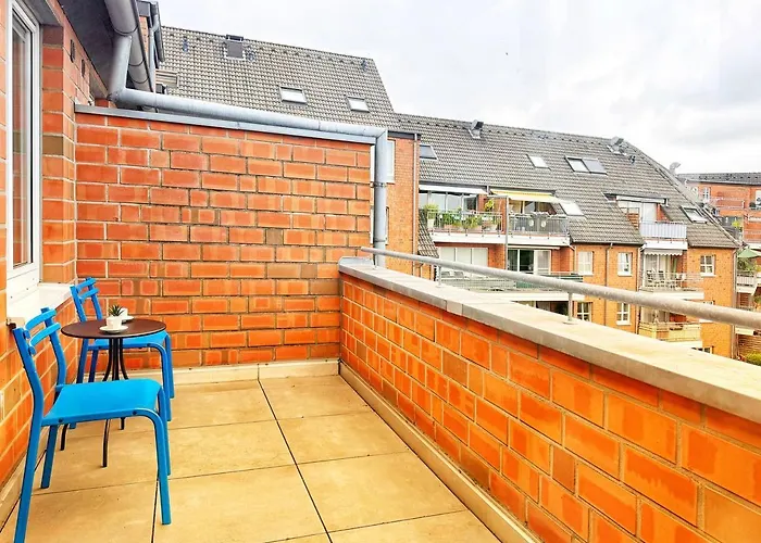 Stilvolle Maisonette In - Balkon & Gratis-parkplatz *